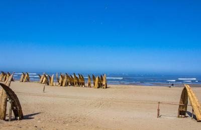 VENTA DE AMPLIO TERRENO FRENTE AL MAR - PIMENTEL